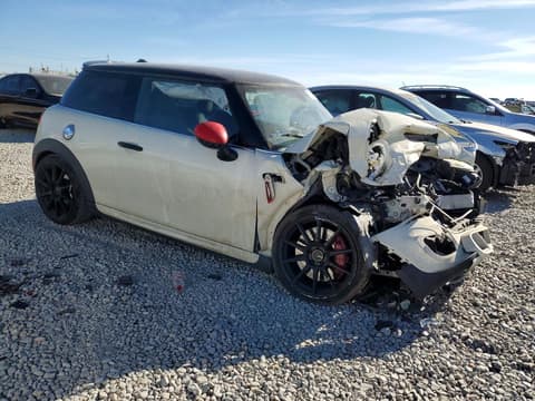 2016 Mini Cooper, VIN WMWXM9C53GT997077. Фото 4 з 6 з аукціону Copart. Каталог авто зі США OpenDataCar.