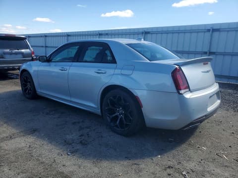 2019 Chrysler 300, VIN 2C3CCABGXKH654494. Фото 2 з 6 з аукціону Copart. Каталог авто зі США OpenDataCar.
