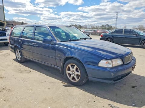 1998 Volvo V70, VIN YV1LW5672W2501699. Zdjęcie 4 z 6 z aukcji Copart. Katalog aut z USA OpenDataCar.