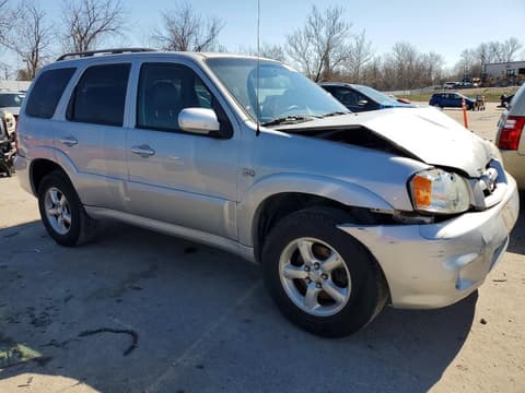2005 Mazda Tribute, VIN 4F2CZ06175KM49674. Zdjęcie 4 z 6 z aukcji Copart. Katalog aut z USA OpenDataCar.