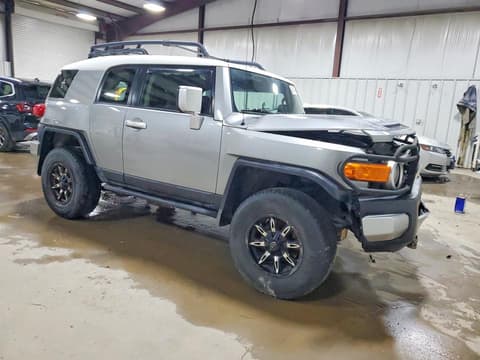2009 Toyota FJ Cruiser, VIN JTEBU11FX9K057194. Фото 4 из 6 с аукциона Copart. Каталог авто из США OpenDataCar.