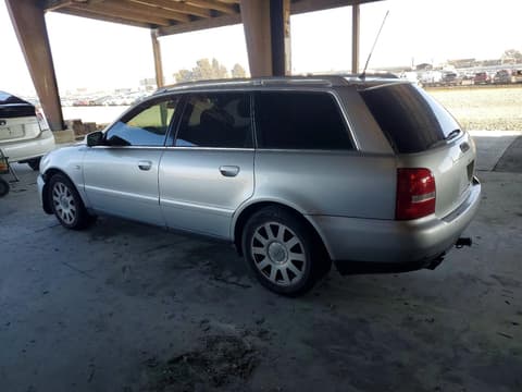 2001 Audi A4, VIN WAUKH68D61A069652. Фото 2 з 6 з аукціону Copart. Каталог авто зі США OpenDataCar.