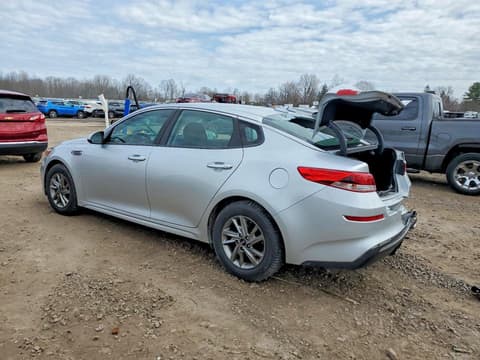 2019 Kia Optima, VIN 5XXGT4L31KG310095. Фото 2 з 6 з аукціону Copart. Каталог авто зі США OpenDataCar.