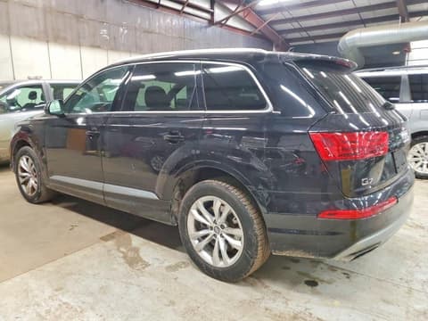 2018 Audi Q7, VIN WA1LAAF78JD030386. Фото 2 из 6 с аукциона Copart. Каталог авто из США OpenDataCar.
