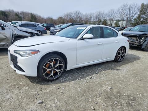 2021 Alfa romeo Giulia, VIN ZARFANBN2M7647855. Фото 1 з 6 з аукціону Copart. Каталог авто зі США OpenDataCar.