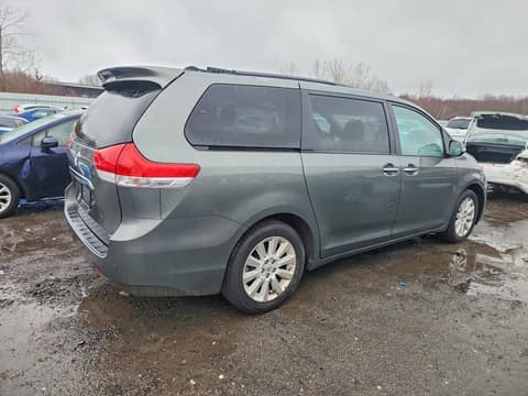 2014 Toyota Sienna, VIN 5TDDK3DC8ES083778. Photo 3 of 6 from Copart auction. OpenDataCar US salvage catalog.