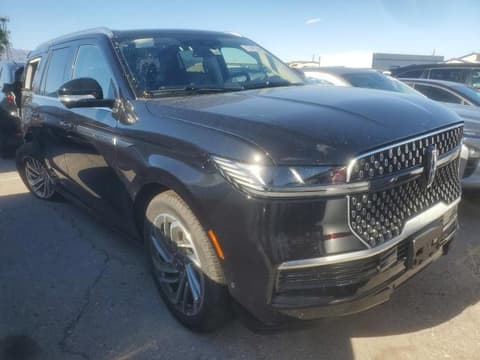 2025 Lincoln Navigator, VIN 5LMJJ2LG2SEL04130. Фото 4 из 6 с аукциона Copart. Каталог авто из США OpenDataCar.