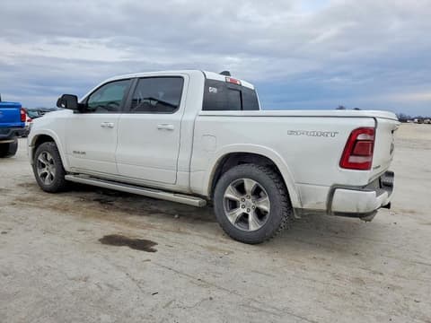 2020 Ram 1500, VIN 1C6SRFJTXLN196800. Фото 2 з 6 з аукціону Copart. Каталог авто зі США OpenDataCar.