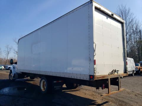 2016 Ford F-650, VIN 1FDNF6AY6GDA05214. Фото 2 из 6 с аукциона Copart. Каталог авто из США OpenDataCar.