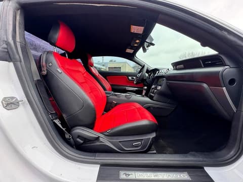 2019 Ford Mustang, VIN 1FA6P8CF5K5186389. Фото 5 из 6 с аукциона Copart. Каталог авто из США OpenDataCar.