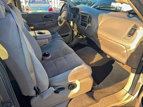 2001 Ford F-150 Lightning, VIN 1FTRX17L81NA76272. Фото 5 з 6 з аукціону Copart. Каталог авто зі США OpenDataCar.