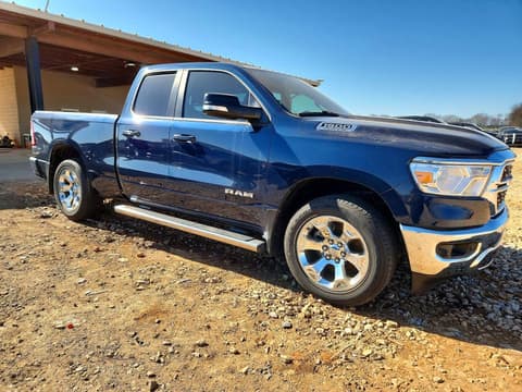 2022 Ram 1500, VIN 1C6RREBT7NN358845. Фото 4 з 6 з аукціону Copart. Каталог авто зі США OpenDataCar.