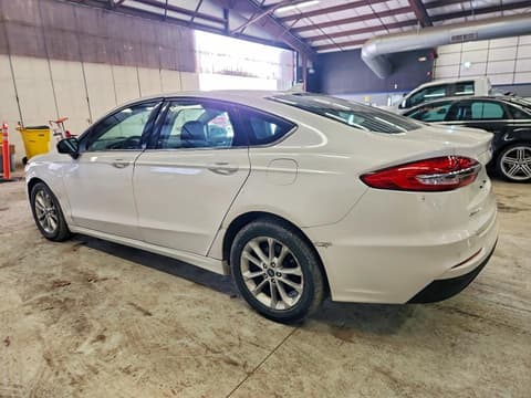 2020 Ford Fusion, VIN 3FA6P0HD7LR101835. Фото 2 з 6 з аукціону Copart. Каталог авто зі США OpenDataCar.
