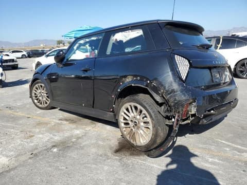 2025 Mini Cooper, VIN WMW13GD04S2X06990. Фото 2 з 6 з аукціону Copart. Каталог авто зі США OpenDataCar.