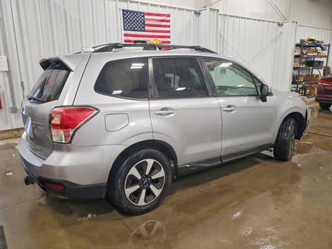 2017 Subaru Forester, VIN JF2SJAEC1HH420511. Фото 3 з 6 з аукціону Copart. Каталог авто зі США OpenDataCar.
