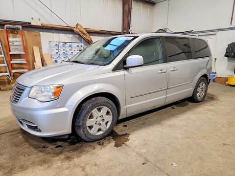 2011 Chrysler Town & Country, VIN 2A4RR5DG9BR703228. Фото 1 з 6 з аукціону Copart. Каталог авто зі США OpenDataCar.