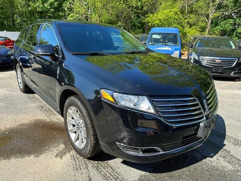 2018 Lincoln MKT, VIN 2LMHJ5NK7JBL02473. Фото 1 из 6 с аукциона Copart. Каталог авто из США OpenDataCar.