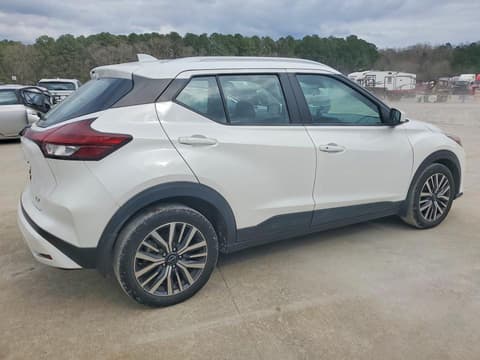 2023 Nissan Kicks, VIN 3N1CP5CV3PL548622. Фото 3 з 6 з аукціону Copart. Каталог авто зі США OpenDataCar.