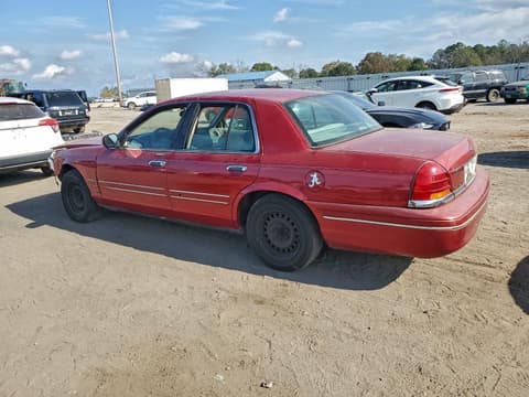 1999 Ford Crown Victoria, VIN 2FAFP74W1XX197663. Фото 2 з 6 з аукціону Copart. Каталог авто зі США OpenDataCar.