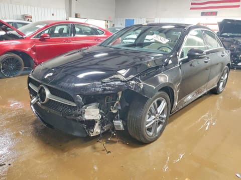 2020 Mercedes-benz A-Class, VIN W1K3G4FBXLJ214782. Фото 1 из 6 с аукциона Copart. Каталог авто из США OpenDataCar.