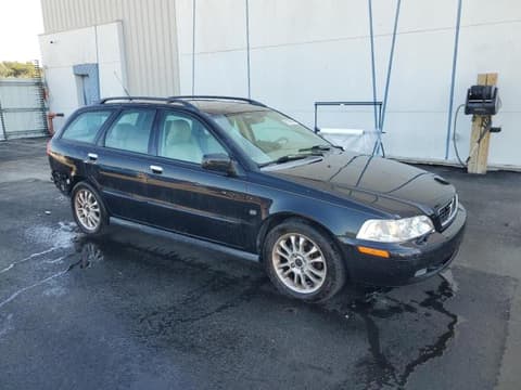 2003 Volvo V40, VIN YV1VW27503F983582. Zdjęcie 4 z 6 z aukcji Copart. Katalog aut z USA OpenDataCar.