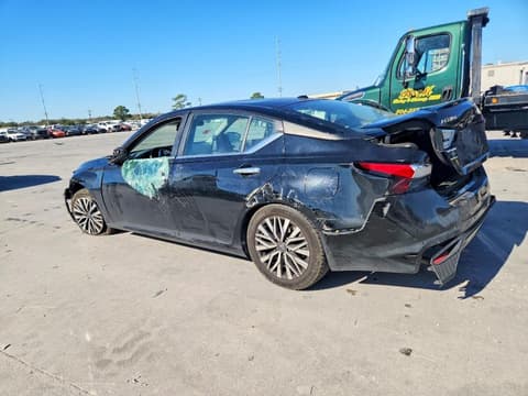 2024 Nissan Altima, VIN 1N4BL4DV1RN301038. Фото 2 з 6 з аукціону Copart. Каталог авто зі США OpenDataCar.