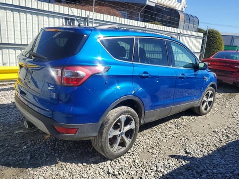 2017 Ford Escape, VIN 1FMCU9GD1HUC16339. Фото 3 з 6 з аукціону Copart. Каталог авто зі США OpenDataCar.