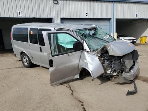 2023 Chevrolet Express 2500, VIN 1GAWGEFP7P1133617. Zdjęcie 4 z 6 z aukcji Copart. Katalog aut z USA OpenDataCar.