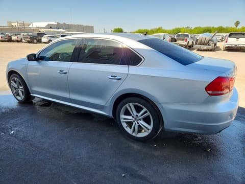 2014 Volkswagen Passat, VIN 1VWBN7A36EC037746. Фото 2 з 6 з аукціону Copart. Каталог авто зі США OpenDataCar.