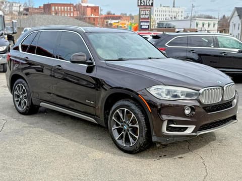 2017 Bmw X5, VIN 5UXKR2C5XH0U18030. Фото 4 з 6 з аукціону Copart. Каталог авто зі США OpenDataCar.