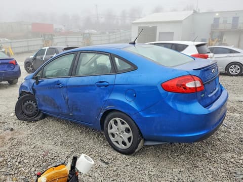2011 Ford Fiesta, VIN 3FADP4BJ3BM238814. Фото 2 з 6 з аукціону Copart. Каталог авто зі США OpenDataCar.