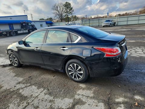 2015 Nissan Altima, VIN 1N4AL3APXFC276286. Фото 2 з 6 з аукціону Copart. Каталог авто зі США OpenDataCar.