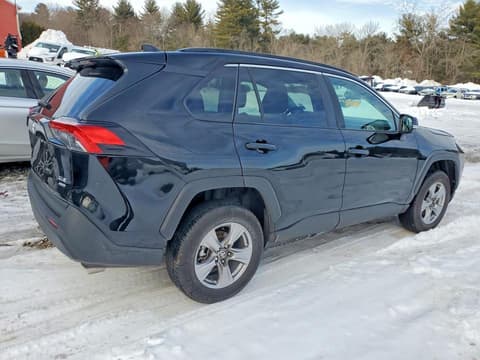 2024 Toyota RAV4, VIN 2T3P1RFV6RC458039. Фото 3 з 6 з аукціону Copart. Каталог авто зі США OpenDataCar.