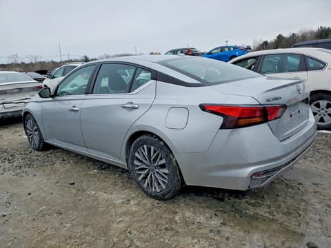 2024 Nissan Altima, VIN 1N4BL4DV1RN422068. Фото 2 з 6 з аукціону Copart. Каталог авто зі США OpenDataCar.