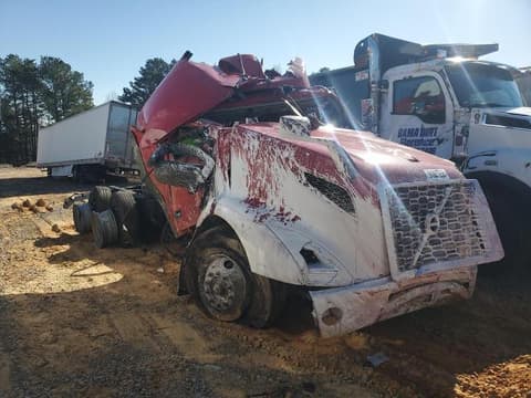 2024 Volvo VNR, VIN 4V4WC9EG6RN614941. Zdjęcie 1 z 6 z aukcji Copart. Katalog aut z USA OpenDataCar.