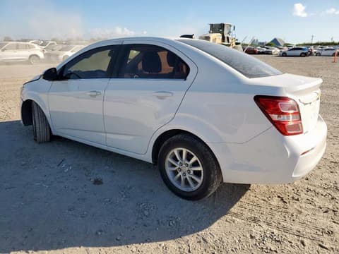 2017 Chevrolet Sonic, VIN 1G1JD5SH1H4120721. Фото 2 з 6 з аукціону Copart. Каталог авто зі США OpenDataCar.