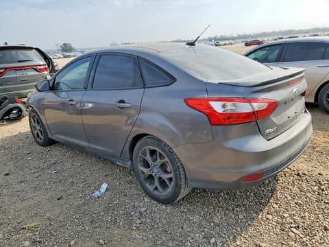 2013 Ford Focus, VIN 1FADP3F25DL220820. Фото 2 з 6 з аукціону Copart. Каталог авто зі США OpenDataCar.