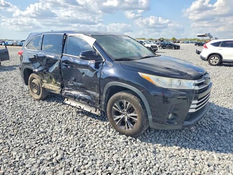 2018 Toyota Highlander, VIN 5TDZZRFH1JS240252. Photo 4 of 6 from Copart auction. OpenDataCar US salvage catalog.