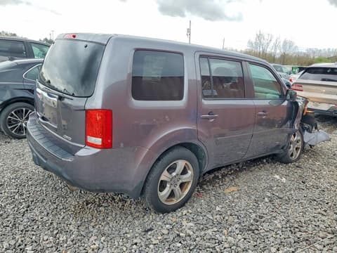 2015 Honda Pilot, VIN 5FNYF4H47FB070203. Фото 3 з 6 з аукціону Copart. Каталог авто зі США OpenDataCar.
