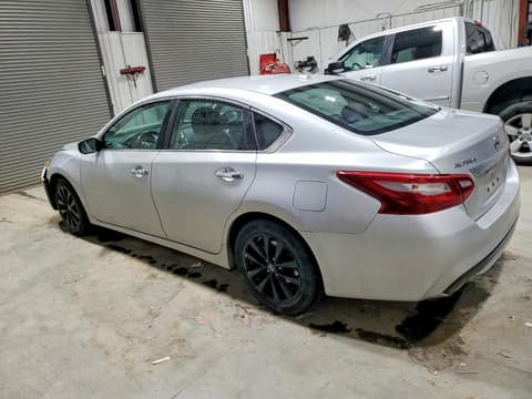 2018 Nissan Altima, VIN 1N4AL3AP3JC262982. Фото 2 из 6 с аукциона Copart. Каталог авто из США OpenDataCar.