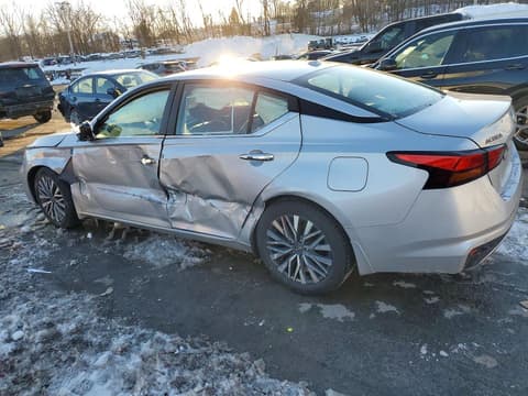 2024 Nissan Altima, VIN 1N4BL4DV5RN331210. Фото 2 з 6 з аукціону Copart. Каталог авто зі США OpenDataCar.