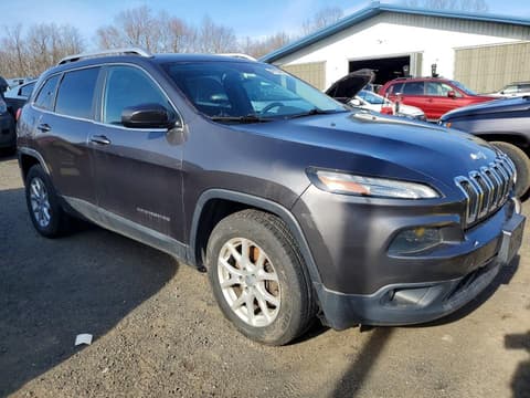 2015 Jeep Cherokee, VIN 1C4PJMCS8FW593533. Фото 4 з 6 з аукціону Copart. Каталог авто зі США OpenDataCar.