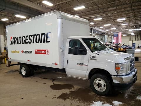 2022 Ford Econoline, VIN 1FDXE4FN2NDC16065. Фото 4 з 6 з аукціону Copart. Каталог авто зі США OpenDataCar.