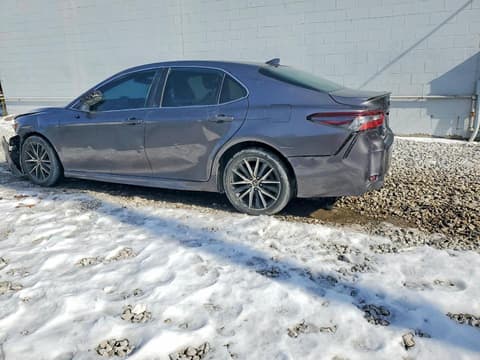 2022 Toyota Camry, VIN 4T1G11BK3NU058082. Фото 2 з 6 з аукціону Copart. Каталог авто зі США OpenDataCar.