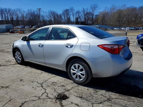 2017 Toyota Corolla, VIN 5YFBURHE7HP650964. Zdjęcie 2 z 6 z aukcji Copart. Katalog aut z USA OpenDataCar.