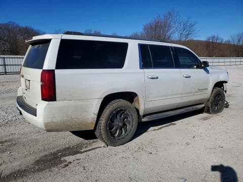 2018 Chevrolet Suburban, VIN 1GNSCJKC5JR125349. Фото 3 з 6 з аукціону Copart. Каталог авто зі США OpenDataCar.