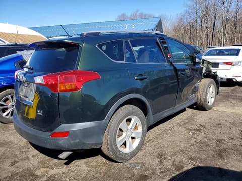 2013 Toyota RAV4, VIN JTMRFREVXDD021662. Фото 3 з 6 з аукціону Copart. Каталог авто зі США OpenDataCar.