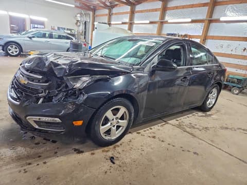 2016 Chevrolet Cruze Limited, VIN 1G1PE5SB8G7131098. Фото 1 з 6 з аукціону Copart. Каталог авто зі США OpenDataCar.