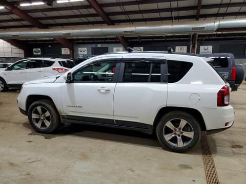 2017 Jeep Compass, VIN 1C4NJDEB3HD193396. Фото 2 з 6 з аукціону Copart. Каталог авто зі США OpenDataCar.