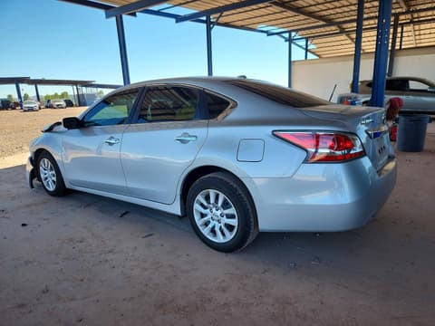 2015 Nissan Altima, VIN 1N4AL3AP9FN894350. Фото 2 з 6 з аукціону Copart. Каталог авто зі США OpenDataCar.
